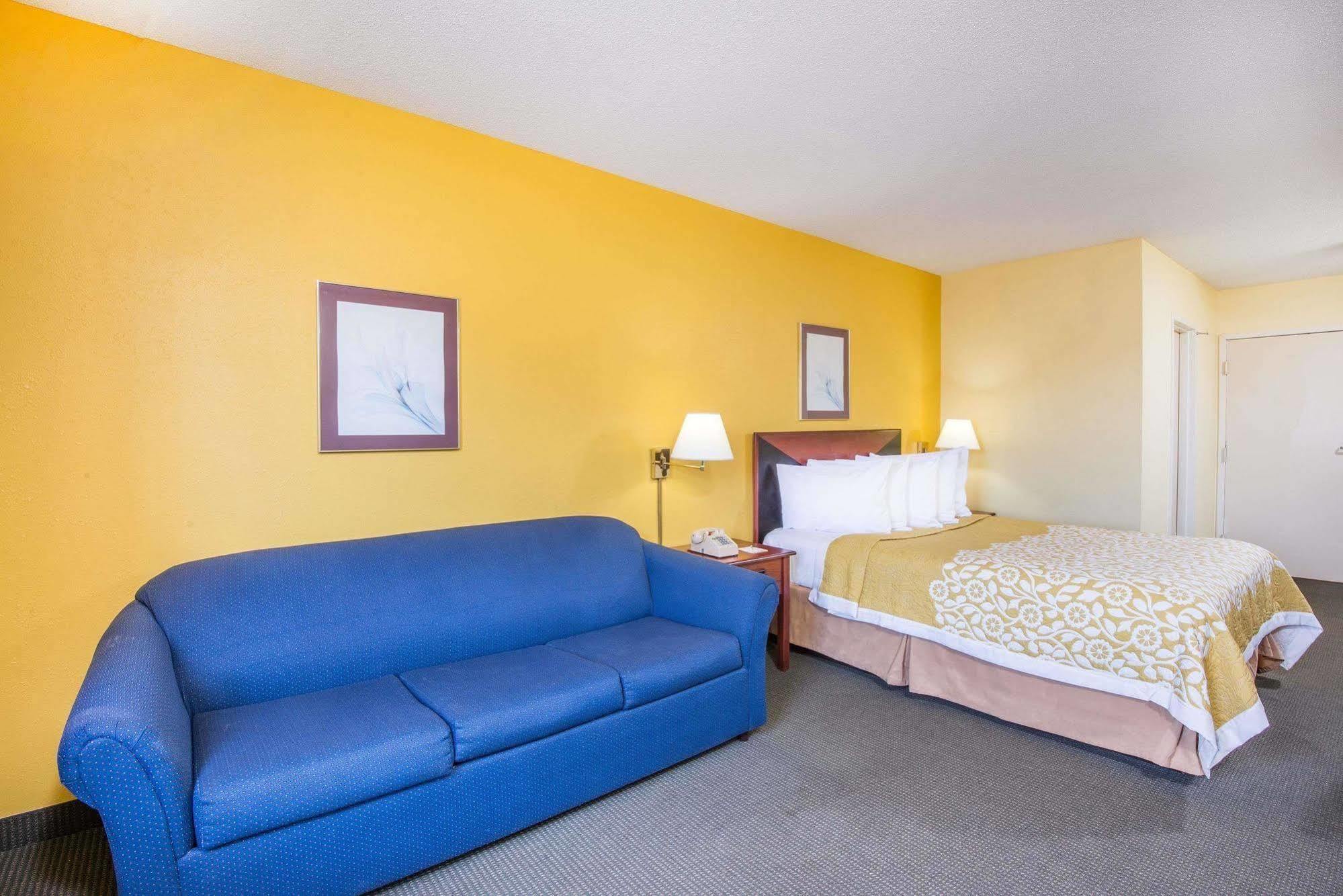 Days Inn By Wyndham Milan Sandusky South Eksteriør bilde
